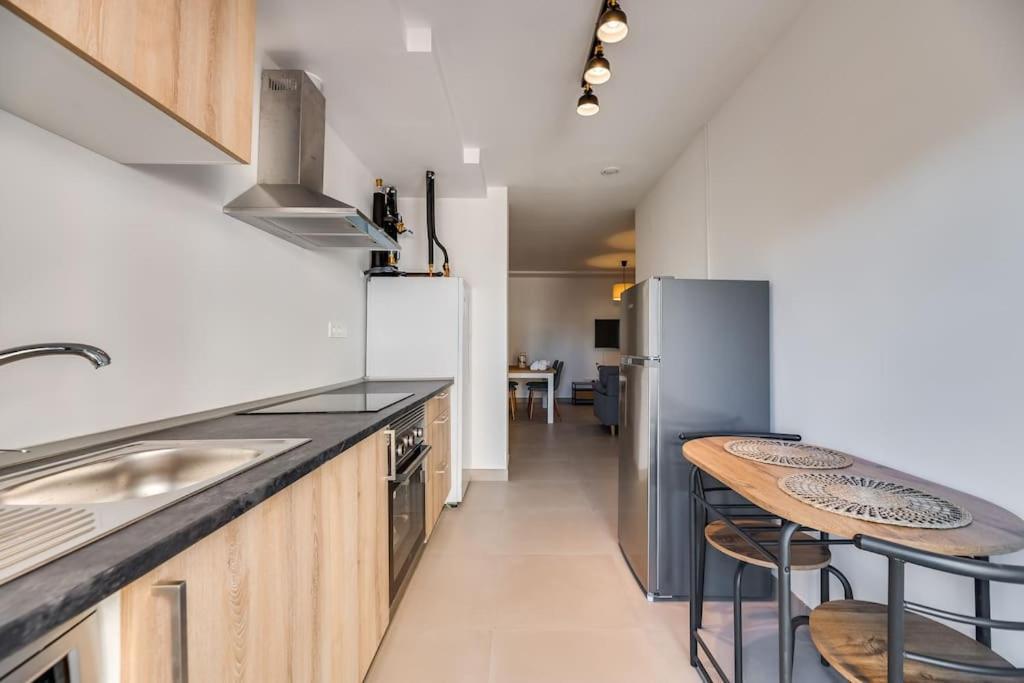 Апартаменты Lxr Lombok 2Hab Junto Al Mar Фуэнхирола Экстерьер фото
